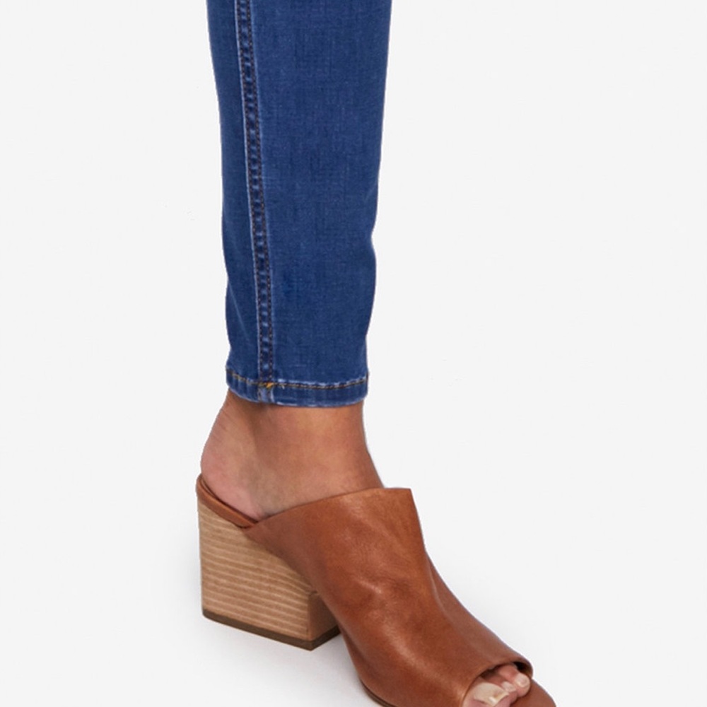 Free People Ripped Jeans - Picture 5 of 5